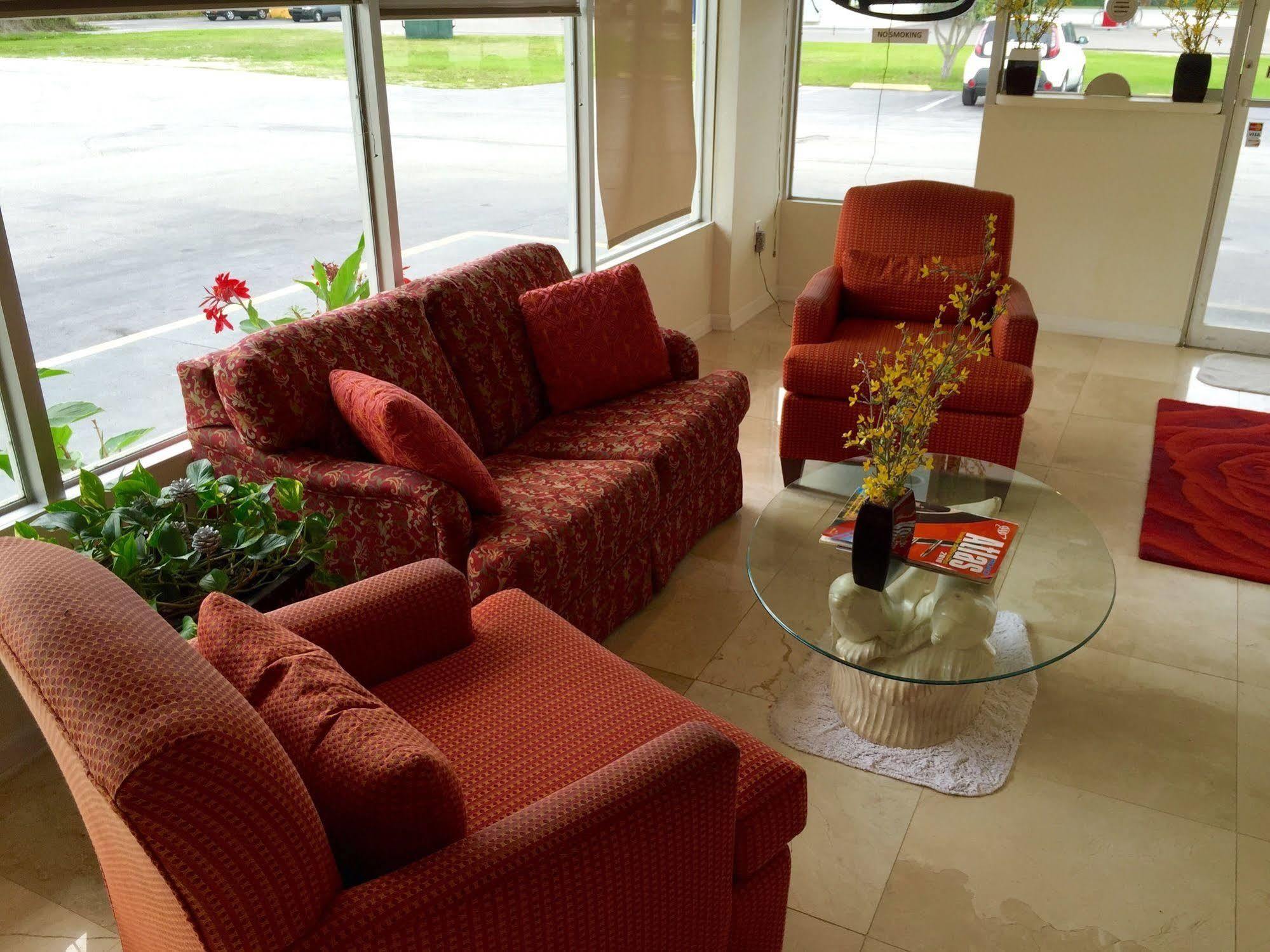 Rodeway Inn Bushnell Экстерьер фото